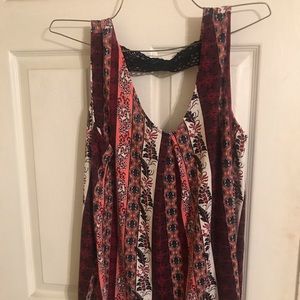 SOLD!!Bobbie brooks printed tank